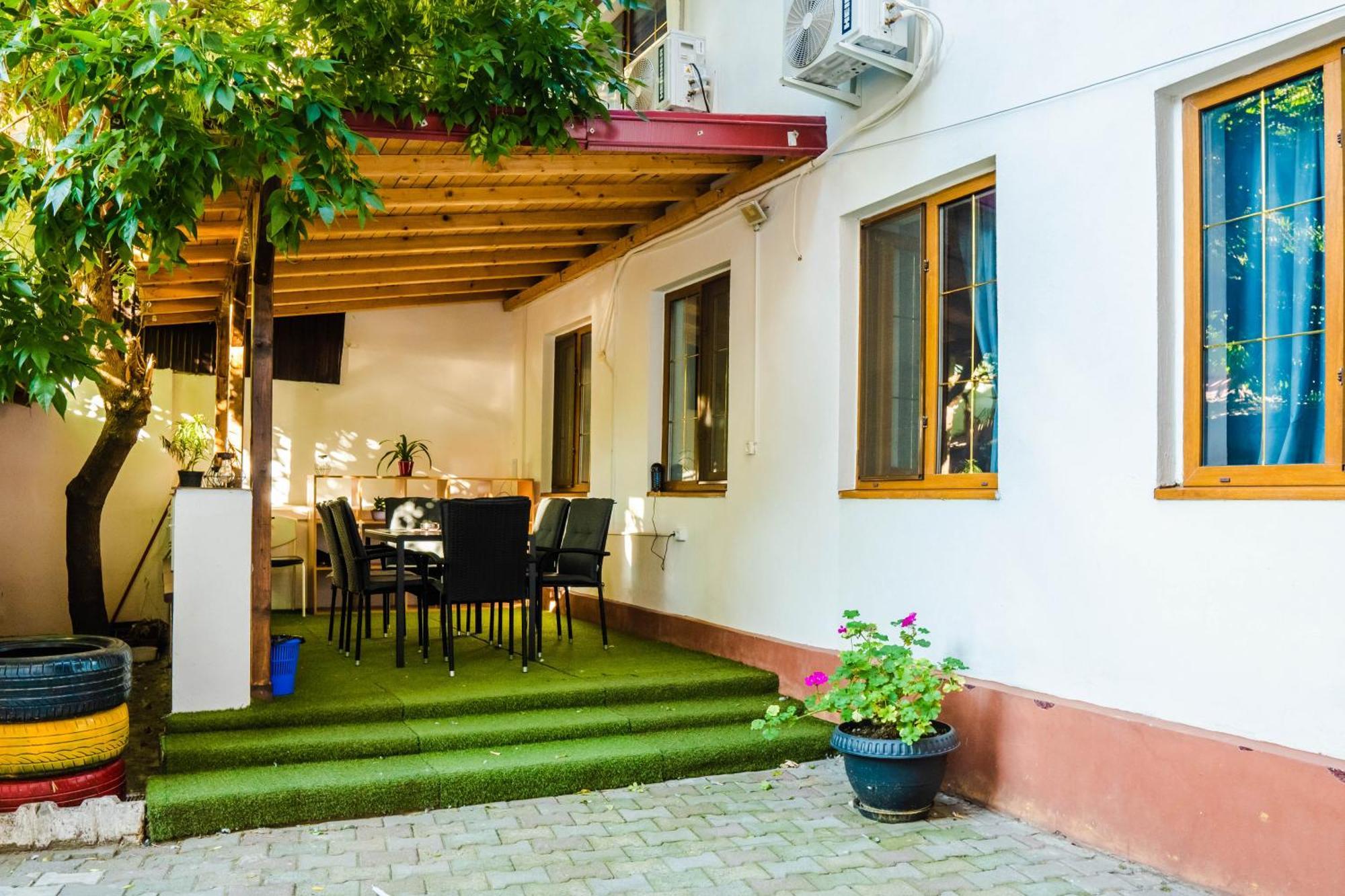 Hostel Sport Bucureşti Eksteriør bilde