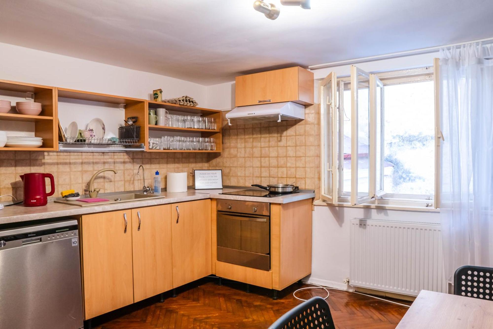 Hostel Sport Bucureşti Eksteriør bilde